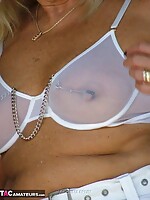 free redhead milf pics