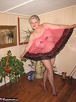 white milf sucking black dicks